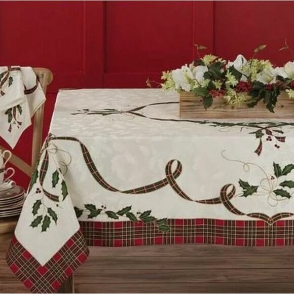 LENOX HOLIDAY NOUVEAU MELODY‎ CHRISTMAS TABLECLOTH 60 X 104in - Picture 5 of 9